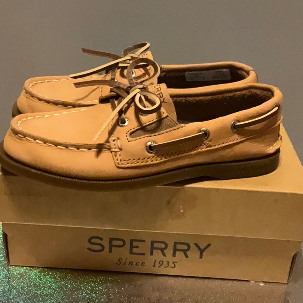 sperry slip on Sahara boys size 12M